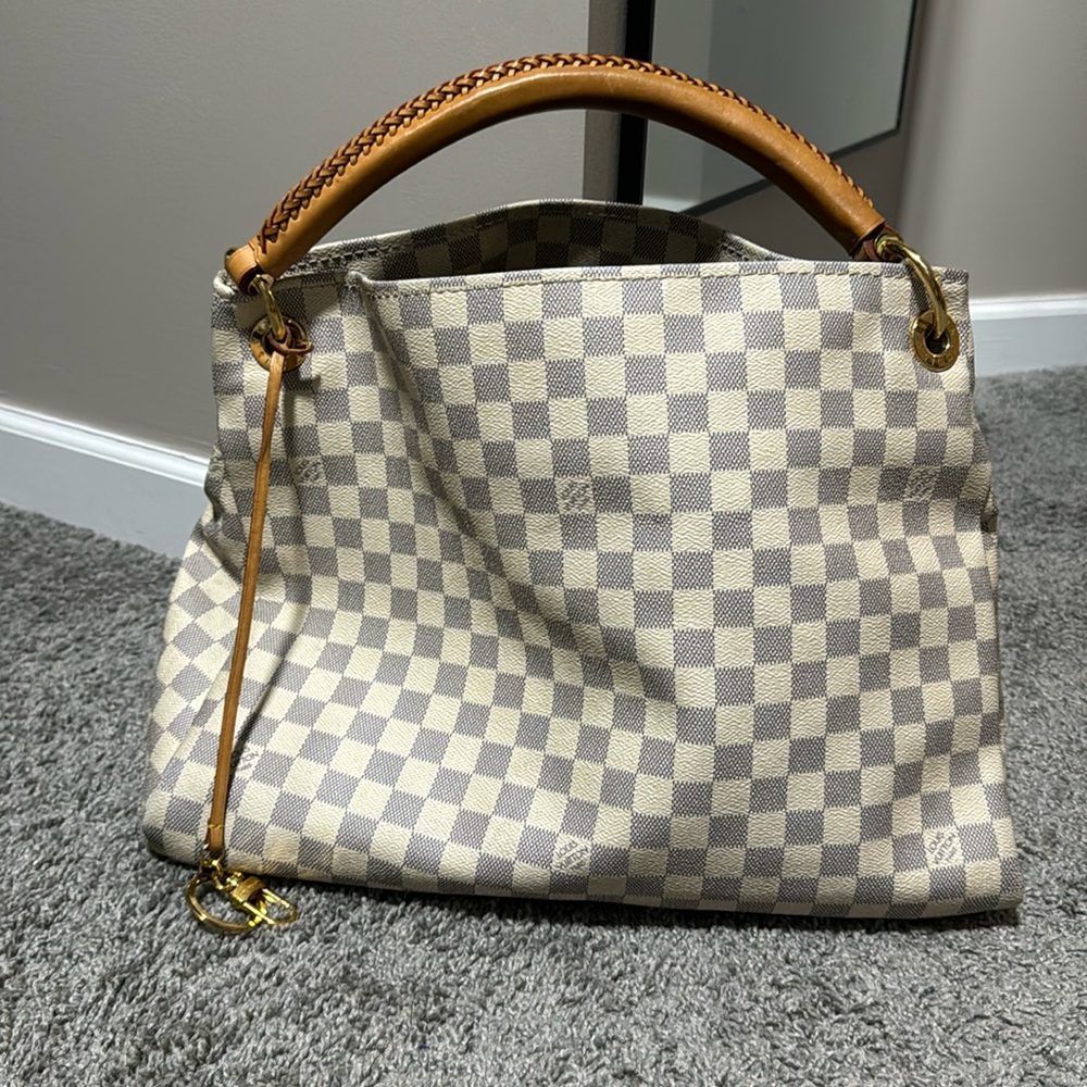 Louis Vuitton Damier Azur Artsy MM